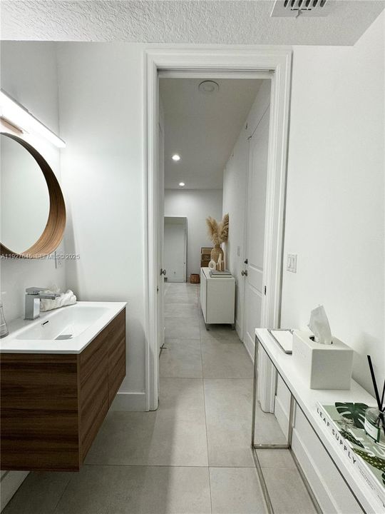 В аренду: $4,000 (3 спален, 2 ванн, 1892 Квадратных фут)