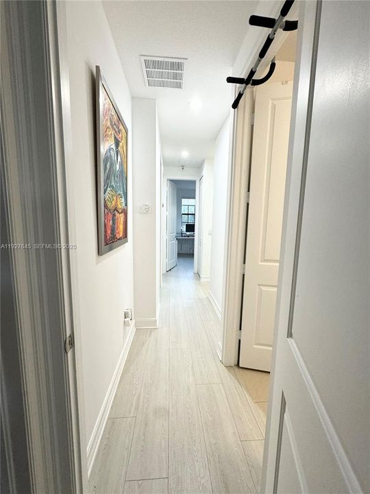 В аренду: $4,000 (3 спален, 2 ванн, 1892 Квадратных фут)