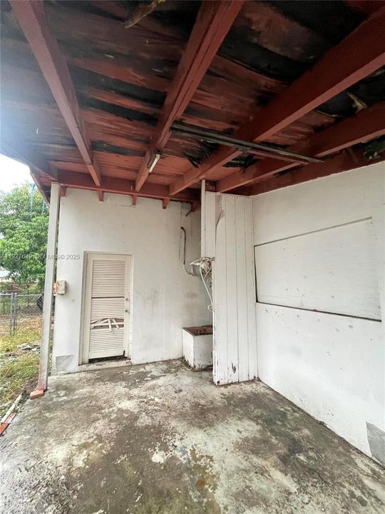 For Sale: $109,999 (3 beds, 2 baths, 1638 Square Feet)