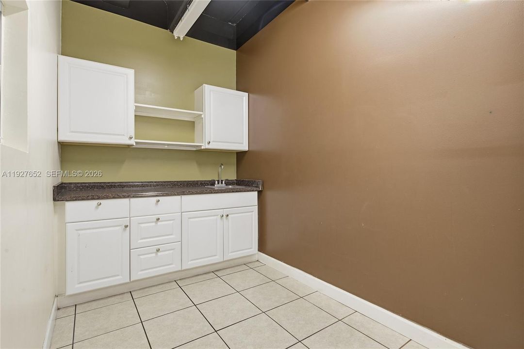For Rent: $4,000 (0 beds, 0 baths, 0 Square Feet)