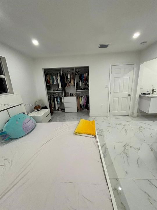 For Sale: $849,900 (3 beds, 2 baths, 1715 Square Feet)