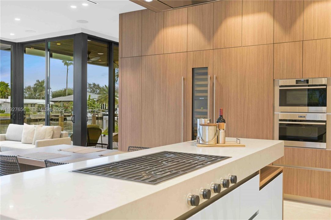 En Venta: $7,000,000 (5 camas, 5 baños, 4495 Pies cuadrados)