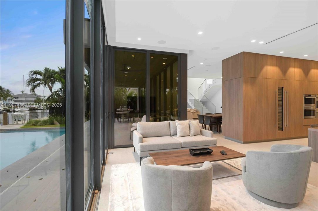 En Venta: $7,000,000 (5 camas, 5 baños, 4495 Pies cuadrados)