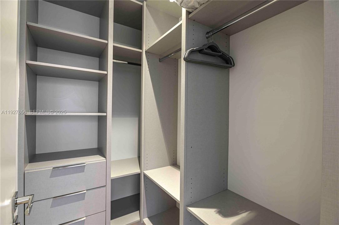 En Venta: $7,000,000 (5 camas, 5 baños, 4495 Pies cuadrados)