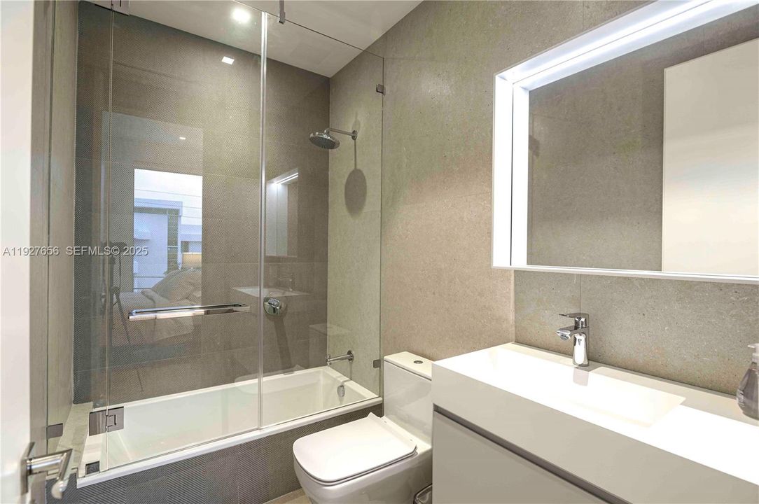 En Venta: $7,000,000 (5 camas, 5 baños, 4495 Pies cuadrados)