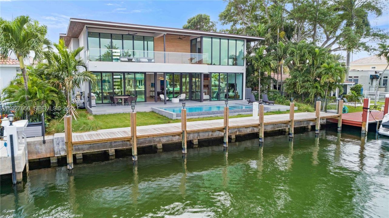 En Venta: $7,000,000 (5 camas, 5 baños, 4495 Pies cuadrados)