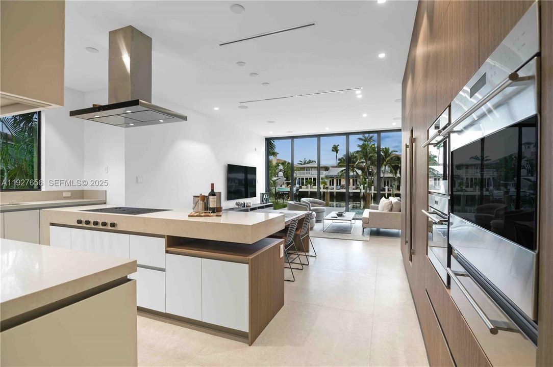 En Venta: $7,000,000 (5 camas, 5 baños, 4495 Pies cuadrados)