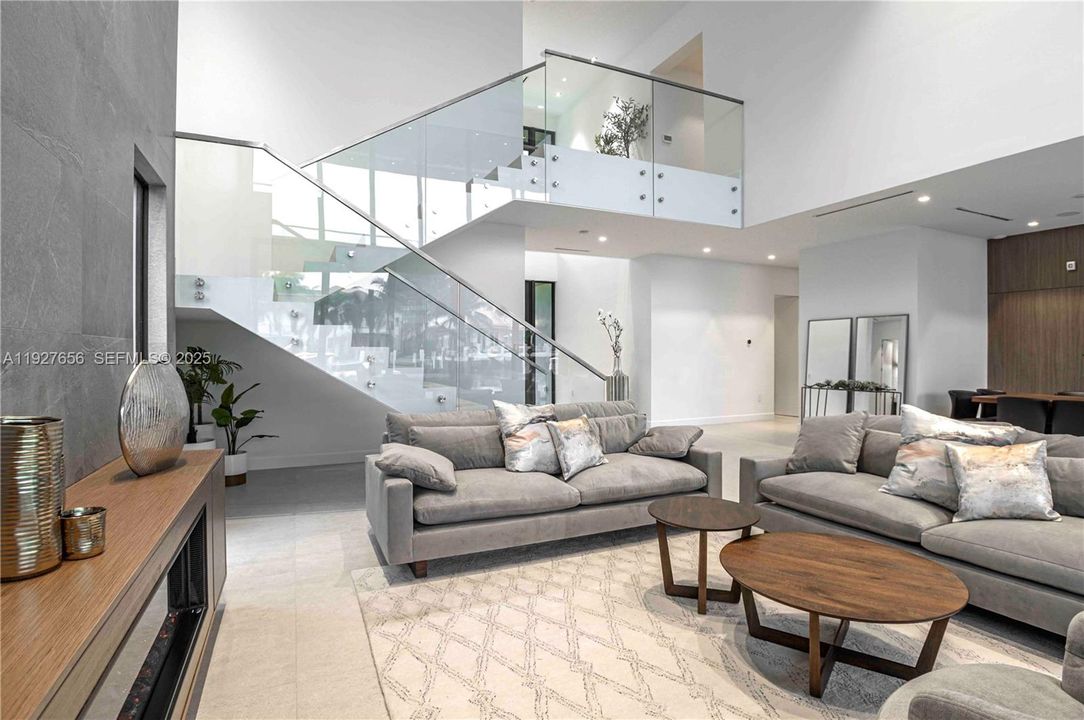 En Venta: $7,000,000 (5 camas, 5 baños, 4495 Pies cuadrados)