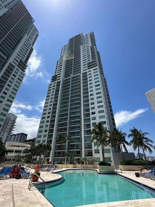 En Renta: $3,800 (2 camas, 2 baños, 1293 Pies cuadrados)