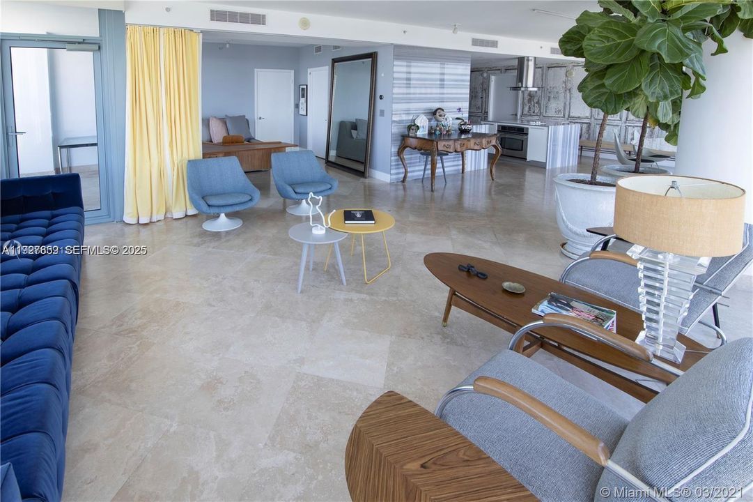 В аренду: $6,500 (2 спален, 2 ванн, 1449 Квадратных фут)