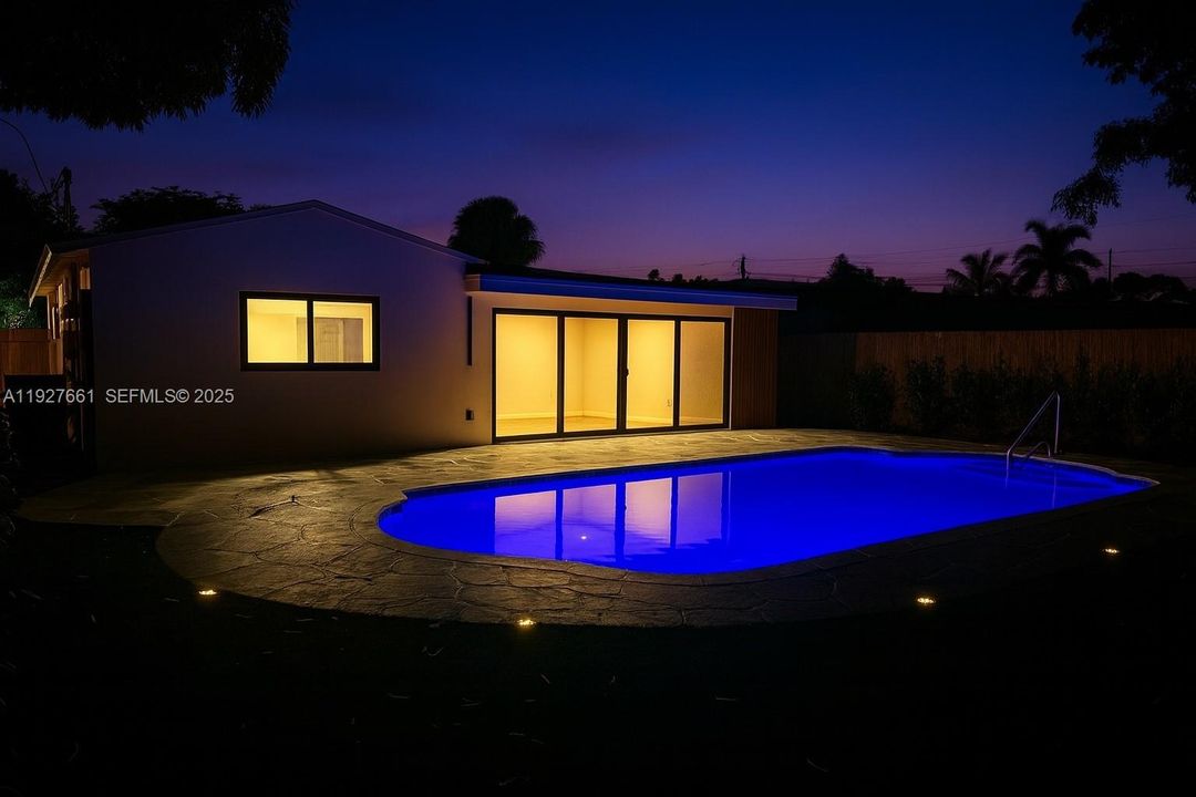 待售: $639,000 (3 贝兹, 2 浴室, 1368 平方英尺)