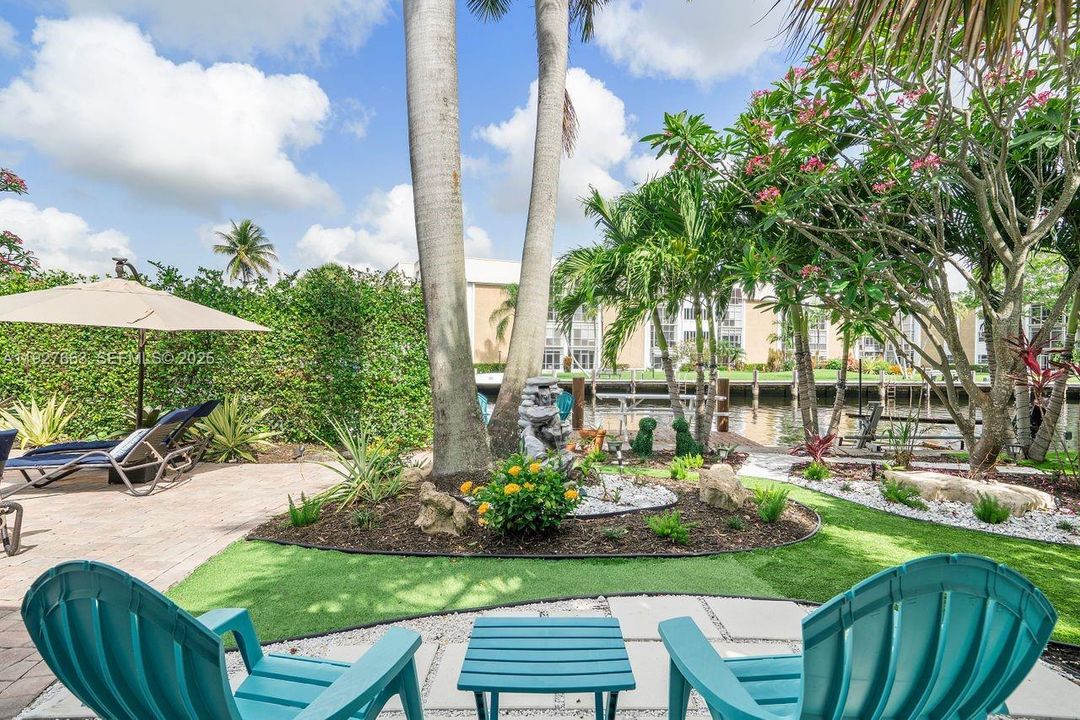 For Sale: $1,099,000 (2 beds, 2 baths, 1440 Square Feet)