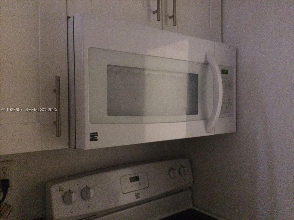 待售: $495,000 (1 贝兹, 1 浴室, 608 平方英尺)