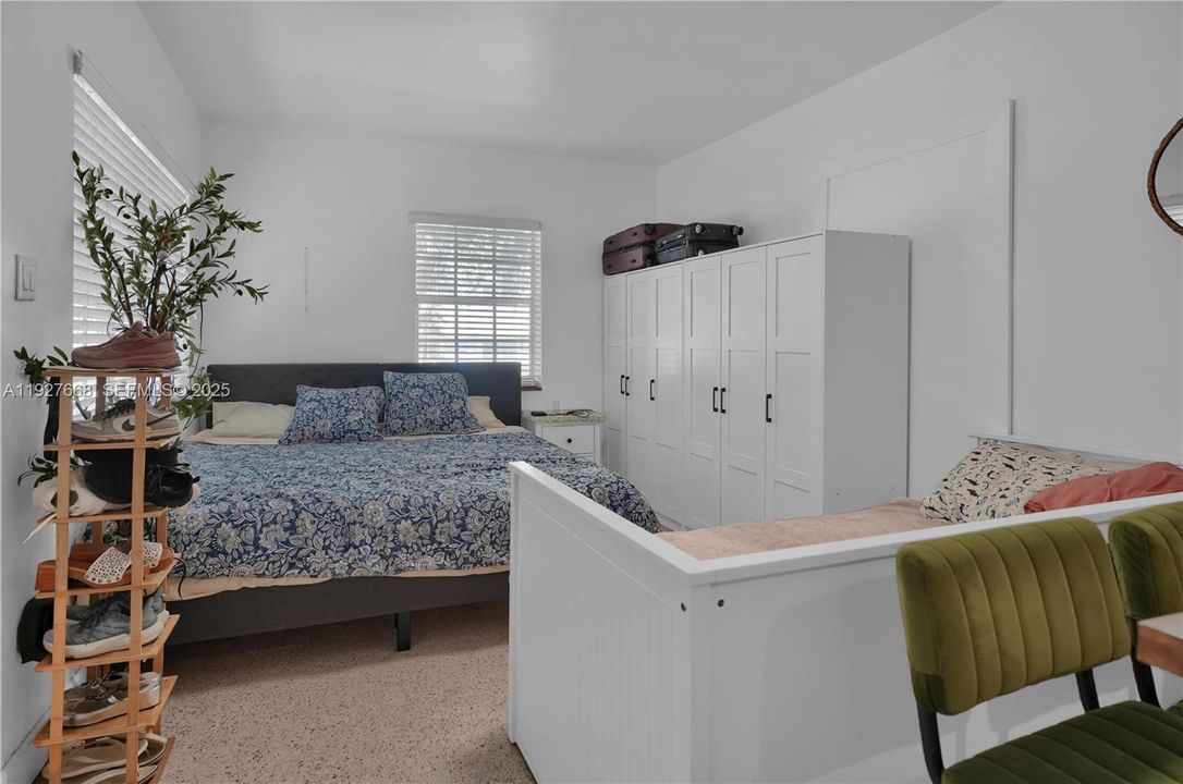 待售: $1,500,000 (0 贝兹, 0 浴室, 2496 平方英尺)