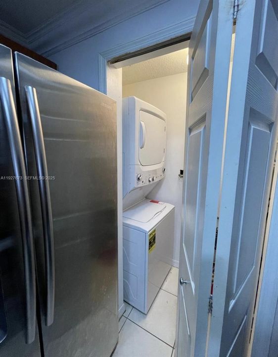 В аренду: $2,650 (3 спален, 2 ванн, 1271 Квадратных фут)