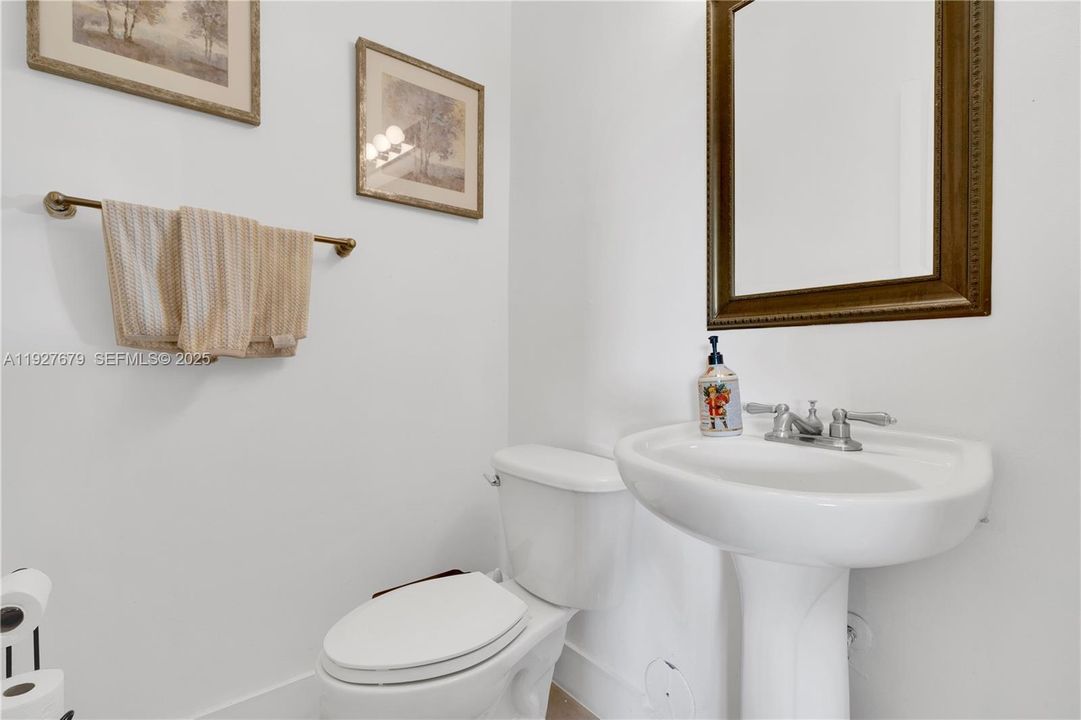 For Sale: $1,110,000 (4 beds, 3 baths, 2388 Square Feet)