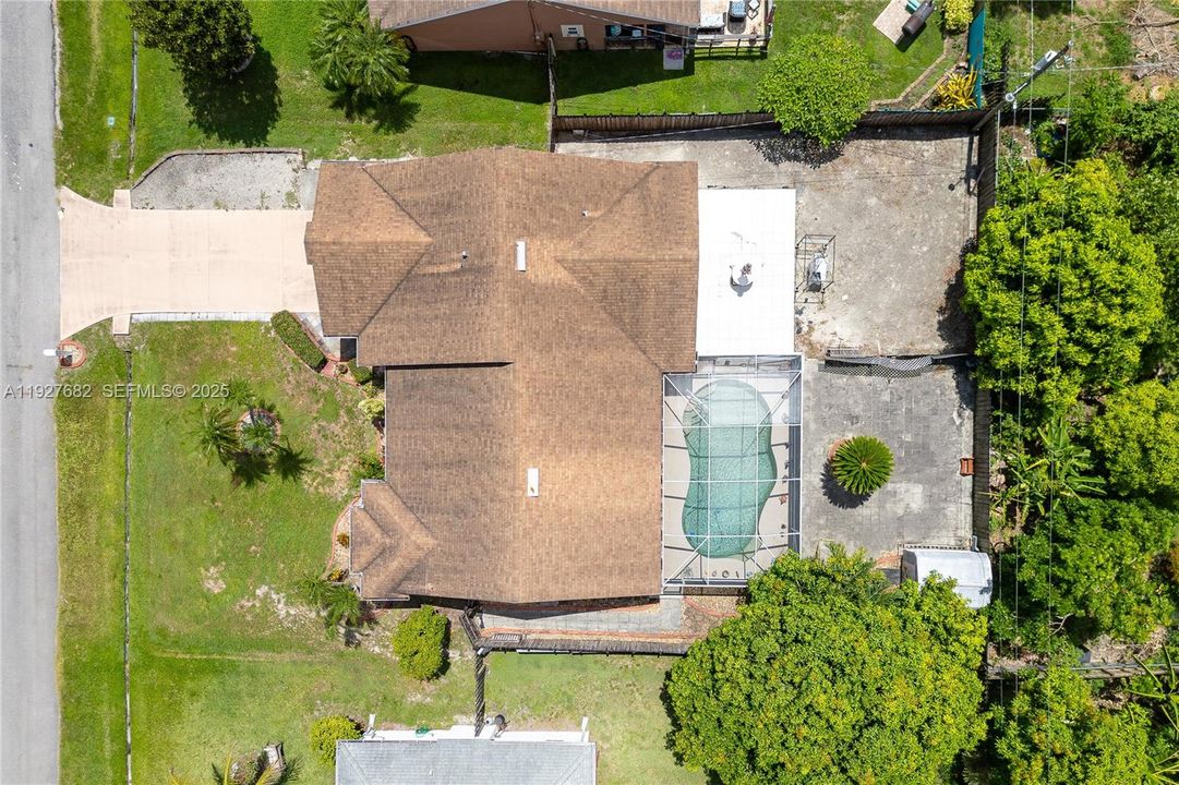 En Venta: $430,000 (3 camas, 2 baños, 1813 Pies cuadrados)