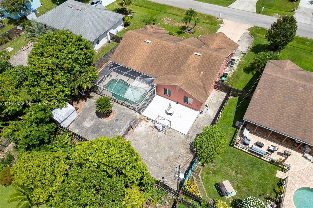 En Venta: $430,000 (3 camas, 2 baños, 1813 Pies cuadrados)