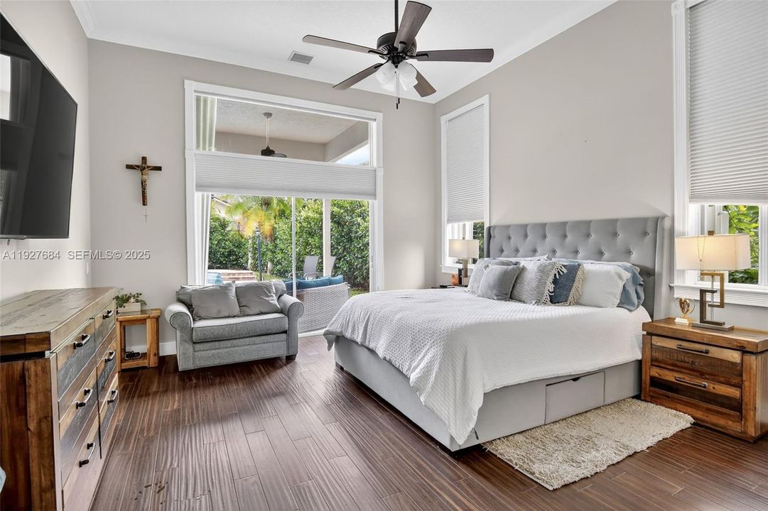 For Sale: $1,399,000 (5 beds, 3 baths, 3112 Square Feet)