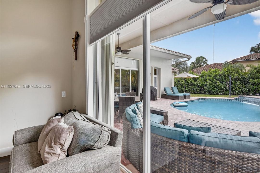 For Sale: $1,399,000 (5 beds, 3 baths, 3112 Square Feet)