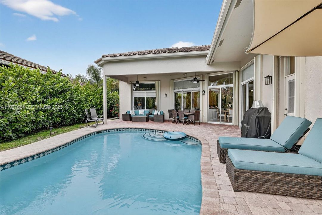 For Sale: $1,399,000 (5 beds, 3 baths, 3112 Square Feet)