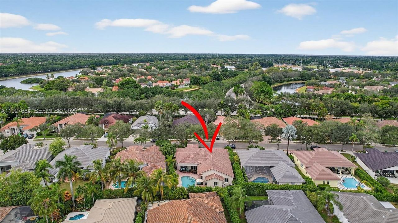 For Sale: $1,399,000 (5 beds, 3 baths, 3112 Square Feet)