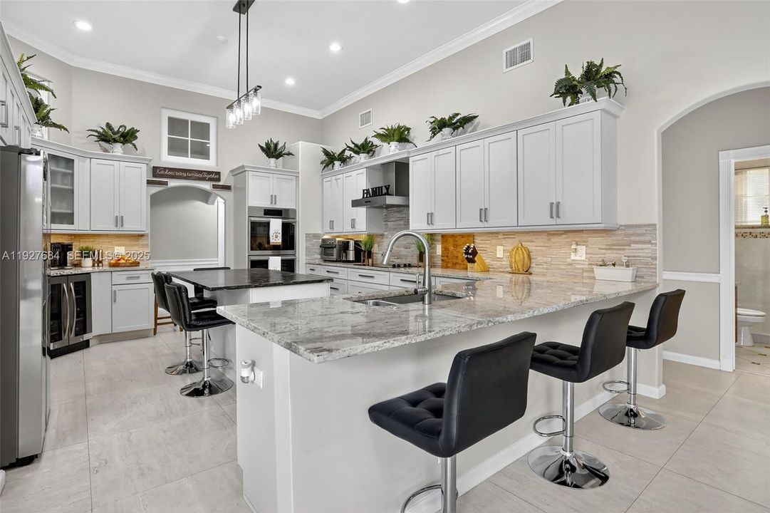 For Sale: $1,399,000 (5 beds, 3 baths, 3112 Square Feet)