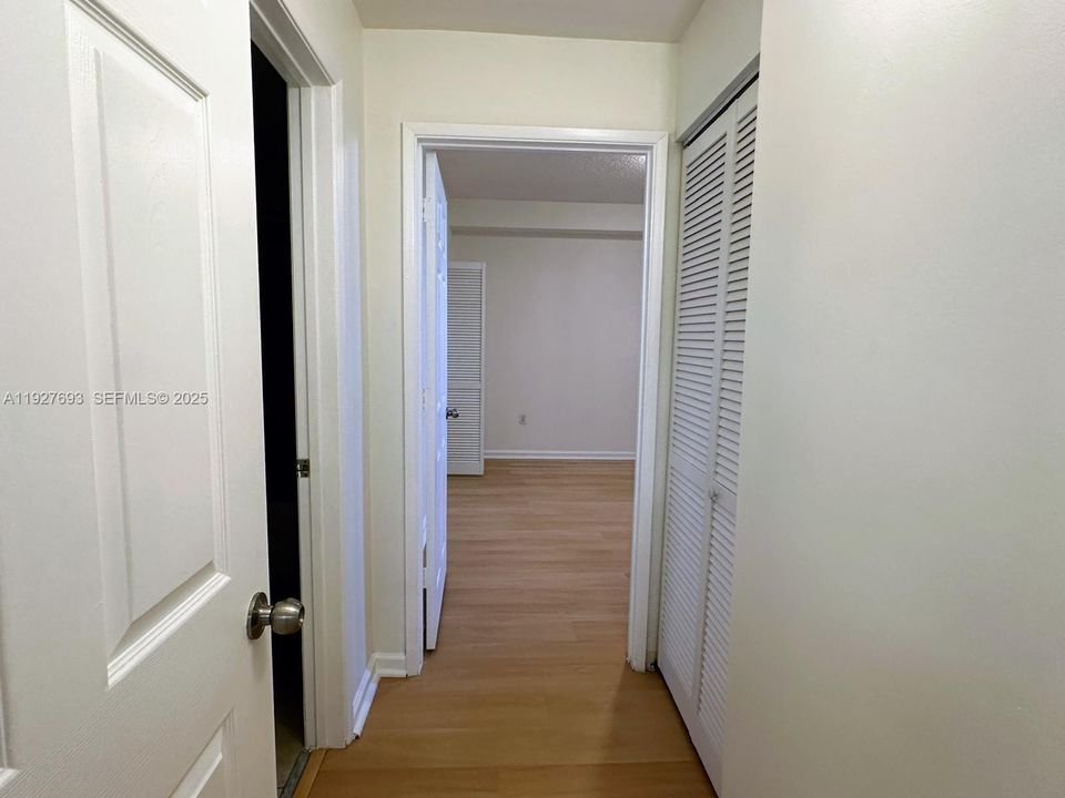 出租: $2,350 (2 贝兹, 2 浴室, 1130 平方英尺)