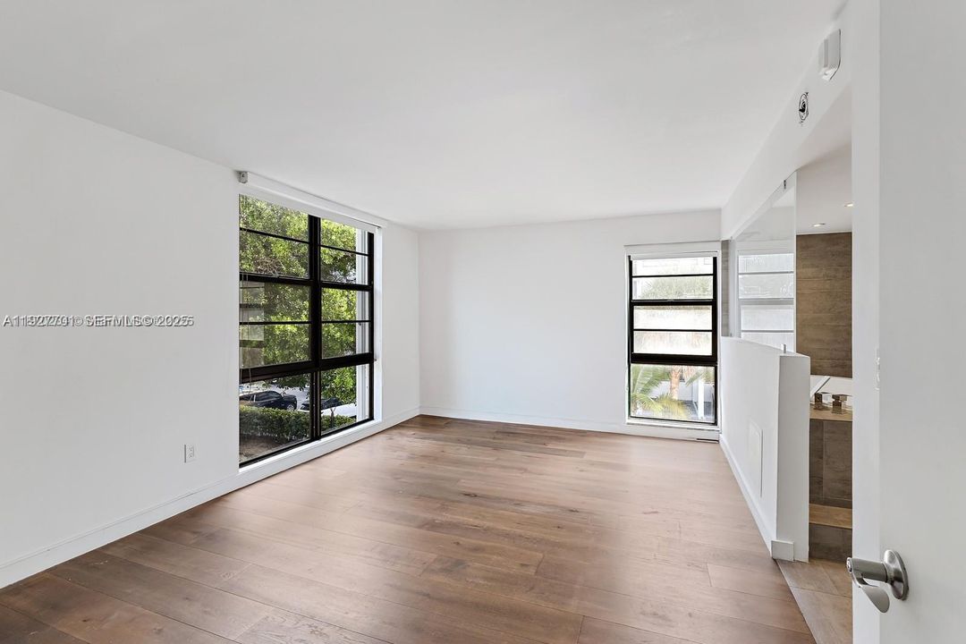 Active With Contract: $4,200 (2 beds, 2 baths, 1242 Square Feet)