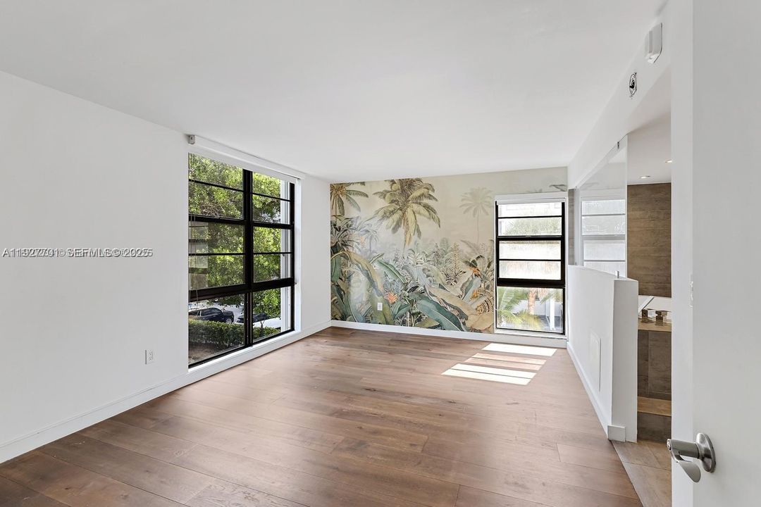 Active With Contract: $4,200 (2 beds, 2 baths, 1242 Square Feet)