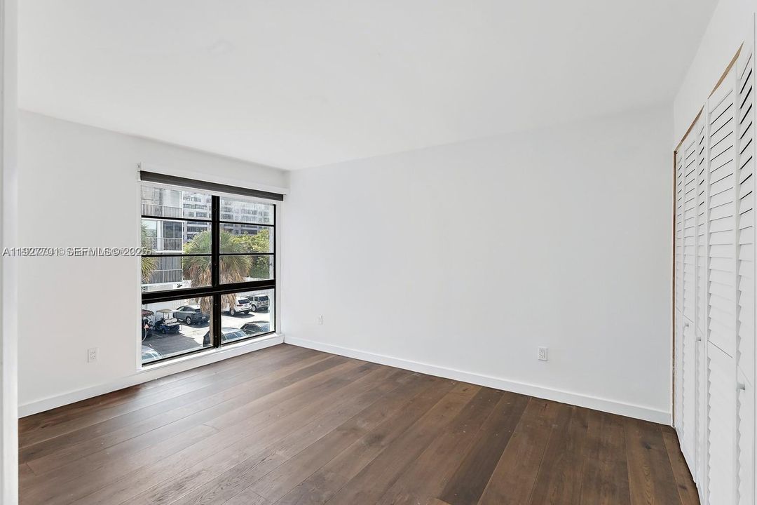Active With Contract: $4,200 (2 beds, 2 baths, 1242 Square Feet)