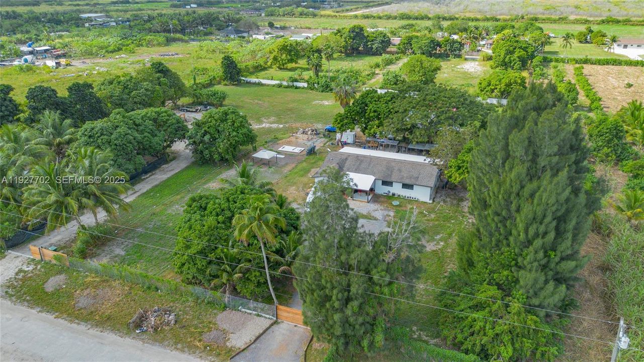 For Sale: $1,127,001 (3 beds, 2 baths, 1546 Square Feet)