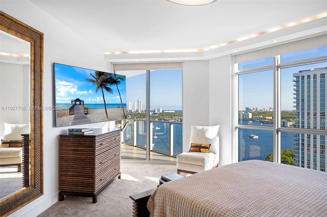 待售: $949,000 (2 贝兹, 2 浴室, 1670 平方英尺)