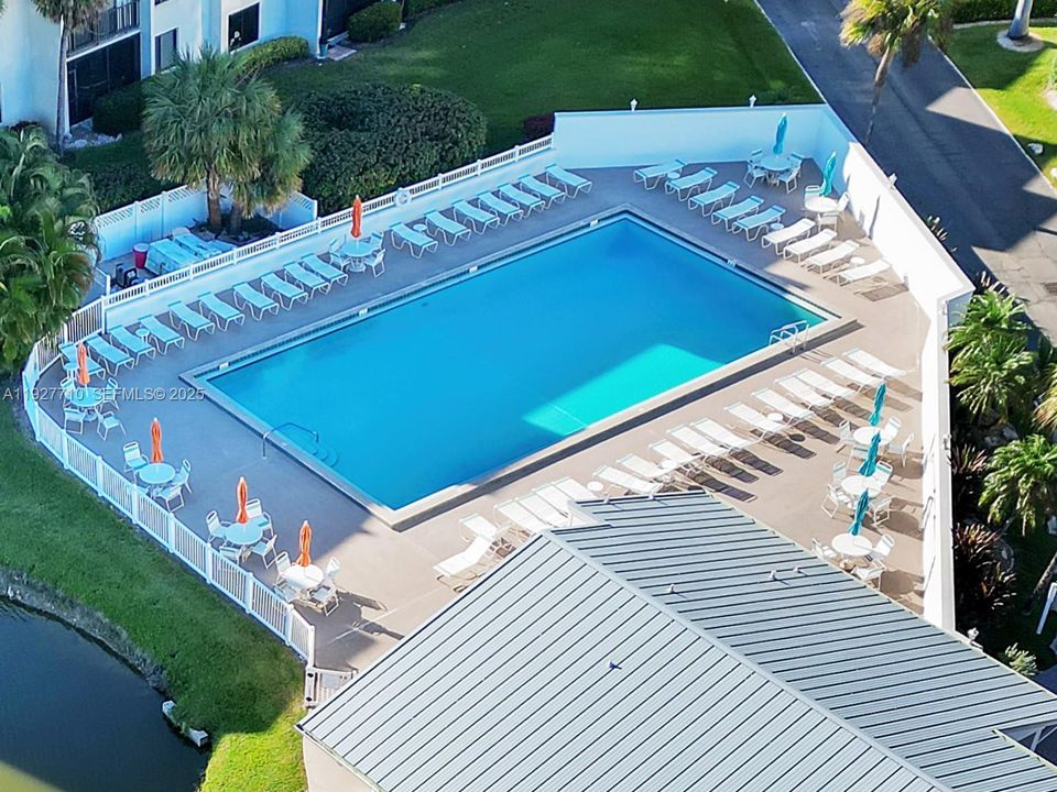 На продажу: $350,000 (3 спален, 2 ванн, 1504 Квадратных фут)