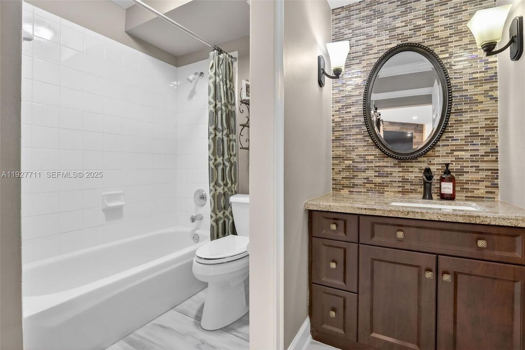 For Sale: $899,000 (4 beds, 3 baths, 2709 Square Feet)