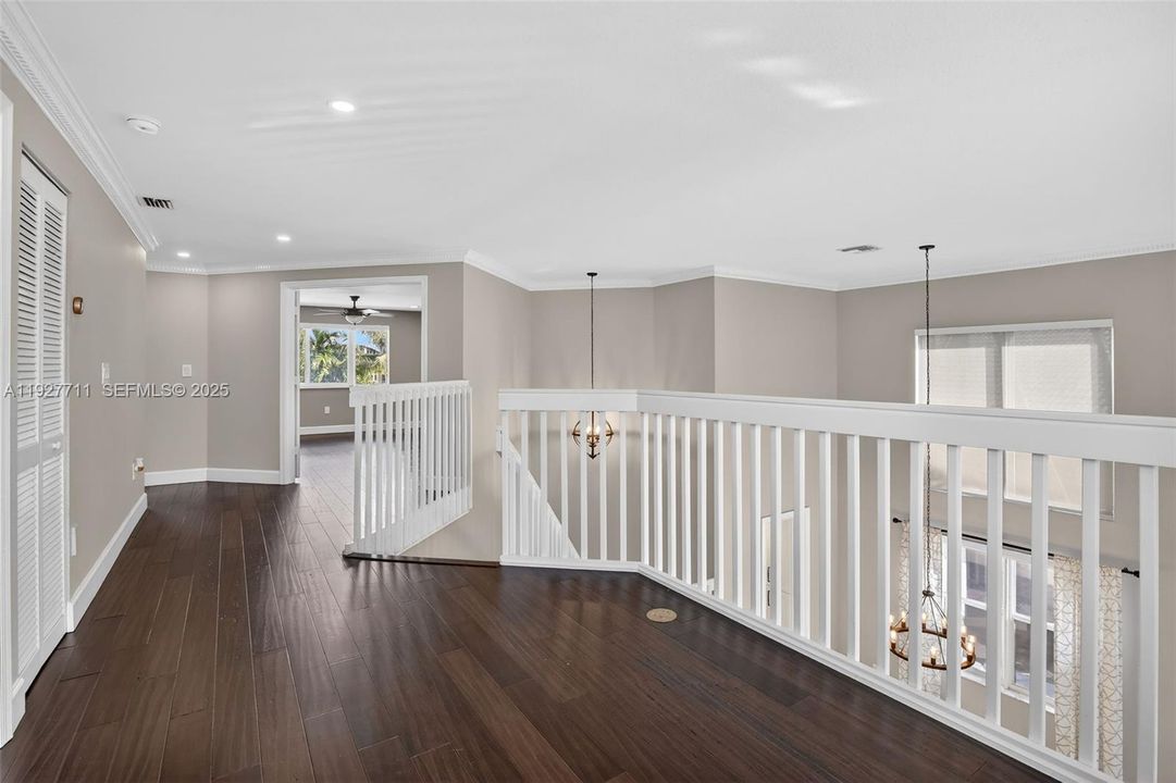 For Sale: $899,000 (4 beds, 3 baths, 2709 Square Feet)