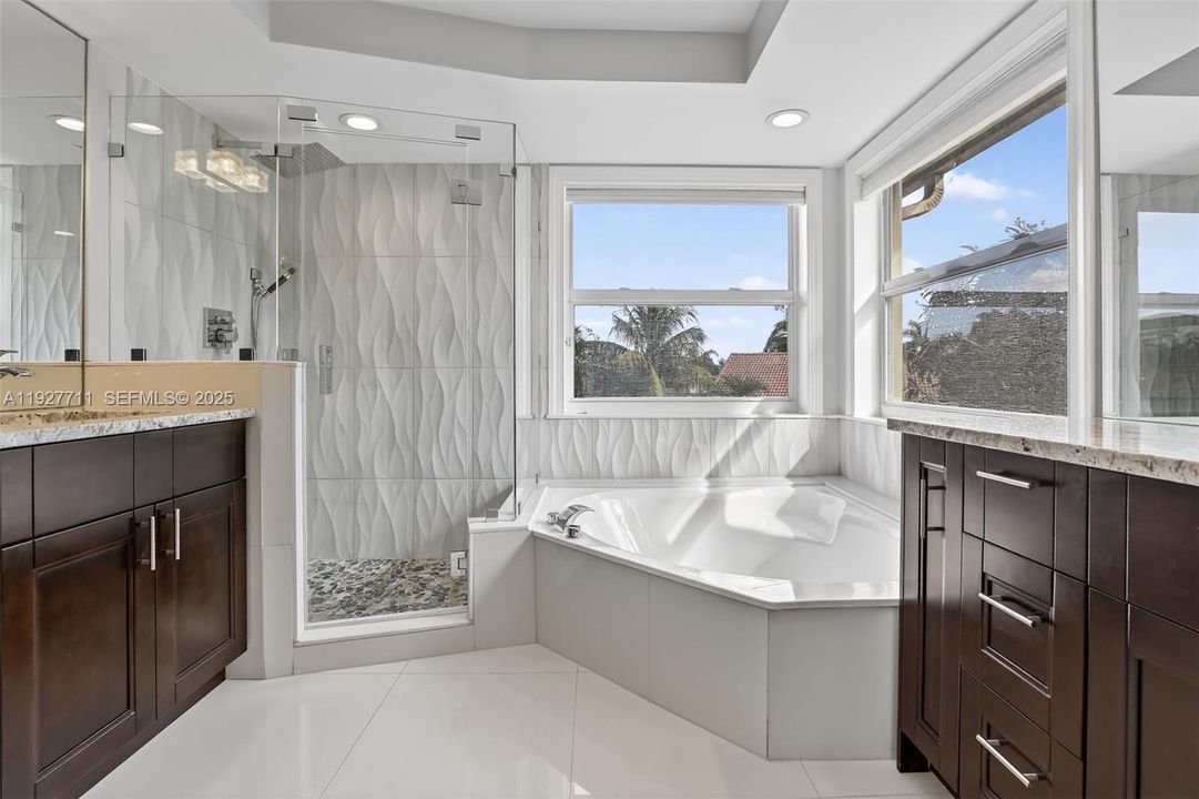 For Sale: $899,000 (4 beds, 3 baths, 2709 Square Feet)