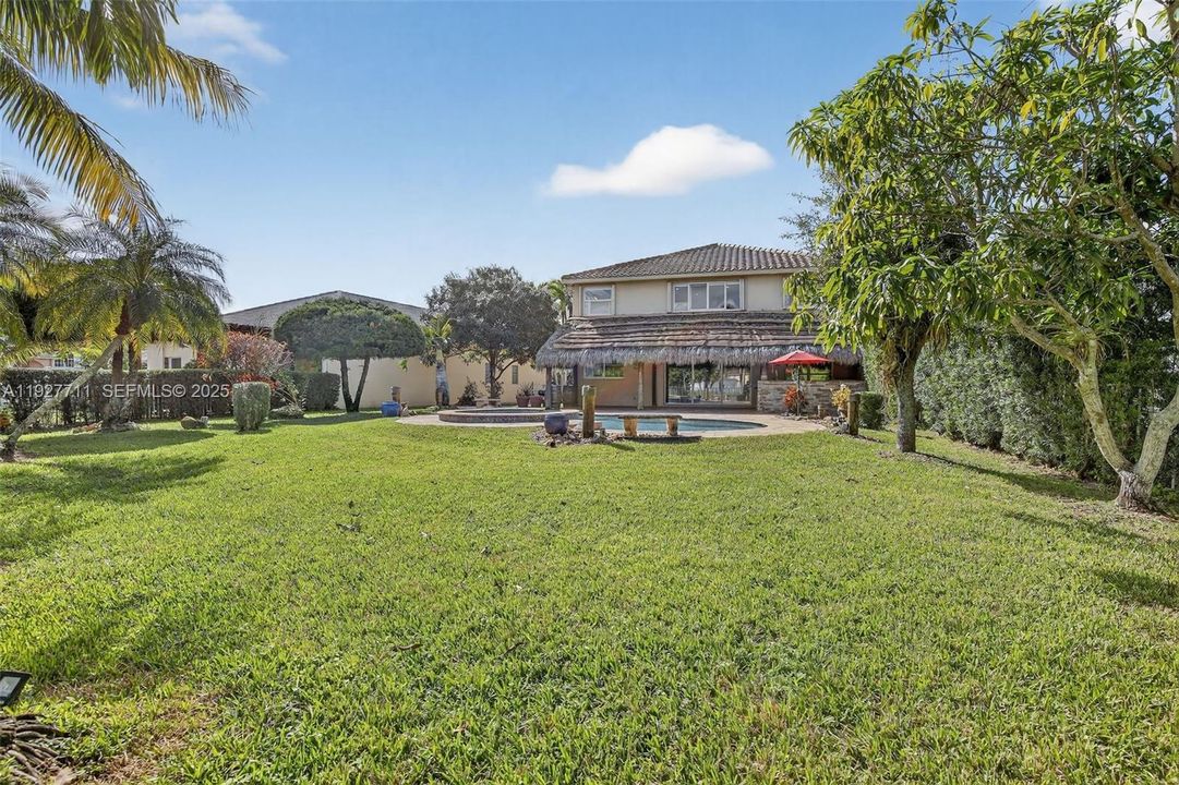 For Sale: $899,000 (4 beds, 3 baths, 2709 Square Feet)