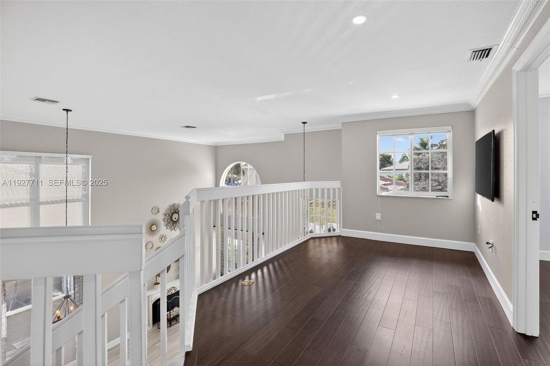 For Sale: $899,000 (4 beds, 3 baths, 2709 Square Feet)