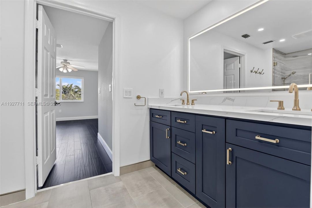 For Sale: $899,000 (4 beds, 3 baths, 2709 Square Feet)