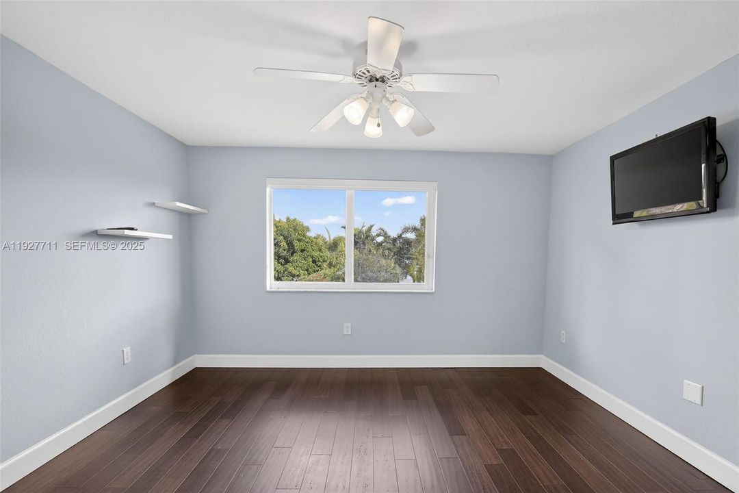 For Sale: $899,000 (4 beds, 3 baths, 2709 Square Feet)