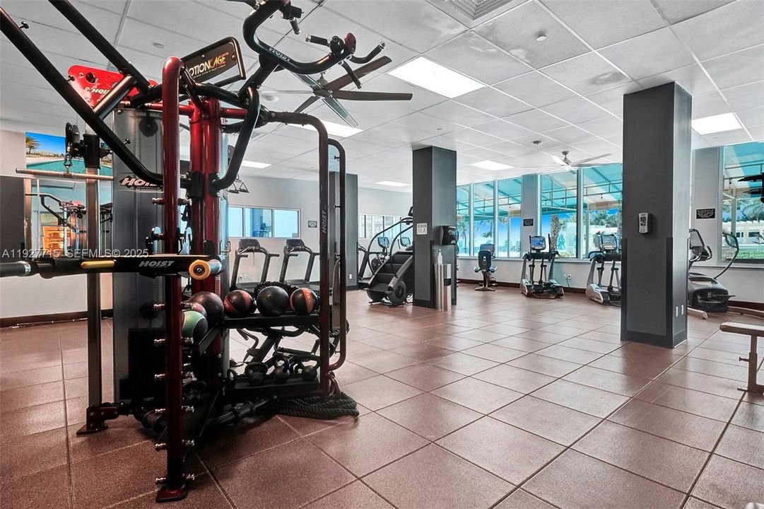 В аренду: $3,500 (1 спален, 1 ванн, 493 Квадратных фут)