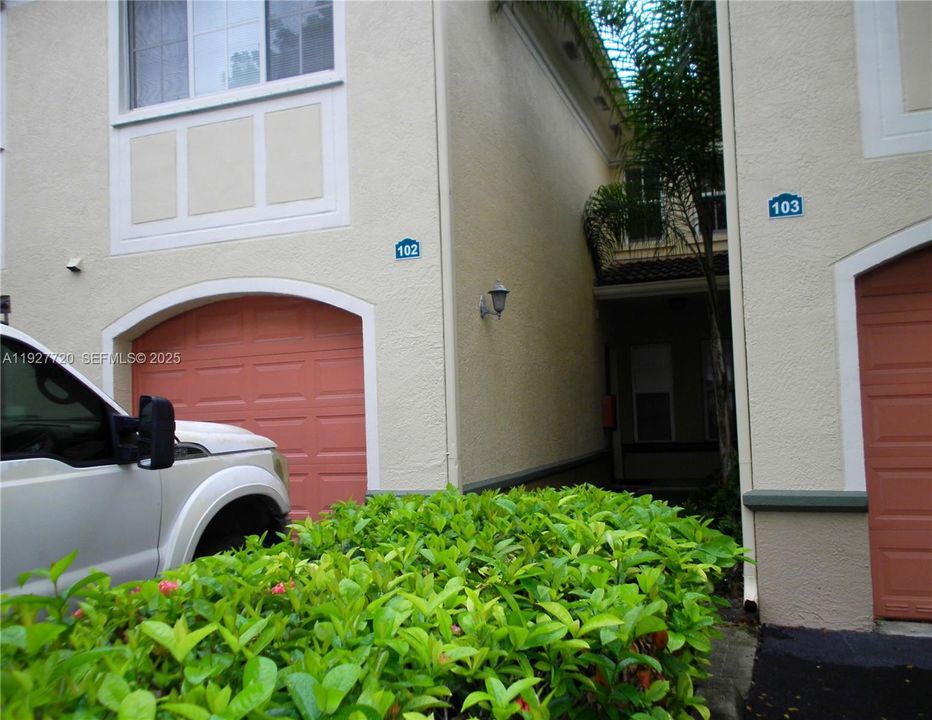 En Venta: $275,000 (1 camas, 1 baños, 850 Pies cuadrados)