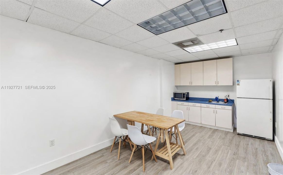 待售: $449,000 (0 贝兹, 0 浴室, 0 平方英尺)