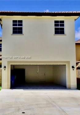 En Venta: $649,990 (4 camas, 3 baños, 2575 Pies cuadrados)