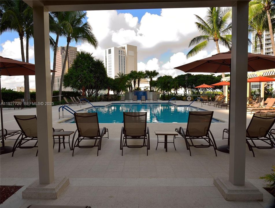 En Renta: $4,800 (2 camas, 2 baños, 1080 Pies cuadrados)