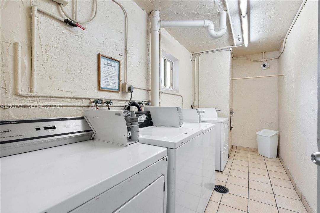 En Venta: $235,000 (2 camas, 2 baños, 1144 Pies cuadrados)