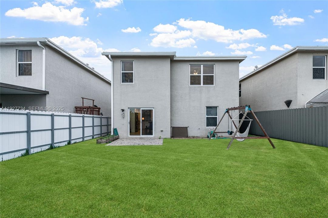 En Renta: $3,750 (4 camas, 3 baños, 2126 Pies cuadrados)