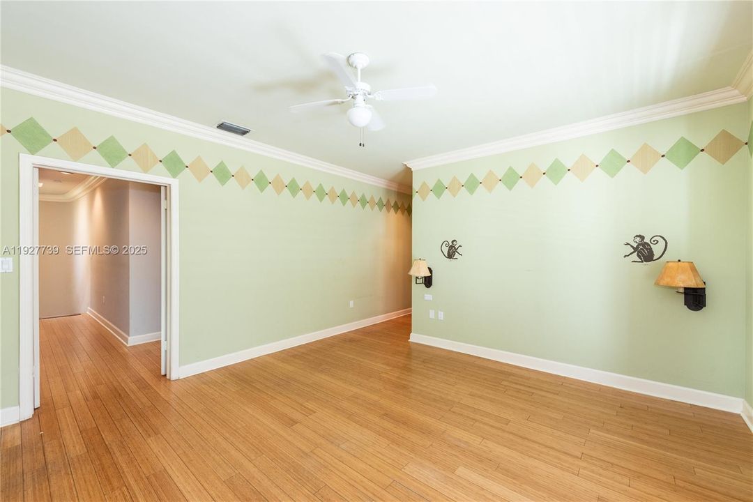 For Sale: $1,150,000 (3 beds, 2 baths, 2010 Square Feet)