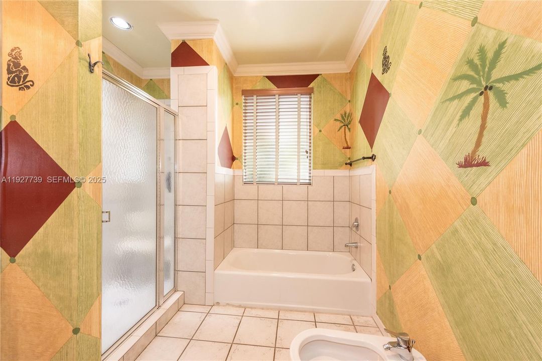 For Sale: $1,150,000 (3 beds, 2 baths, 2010 Square Feet)